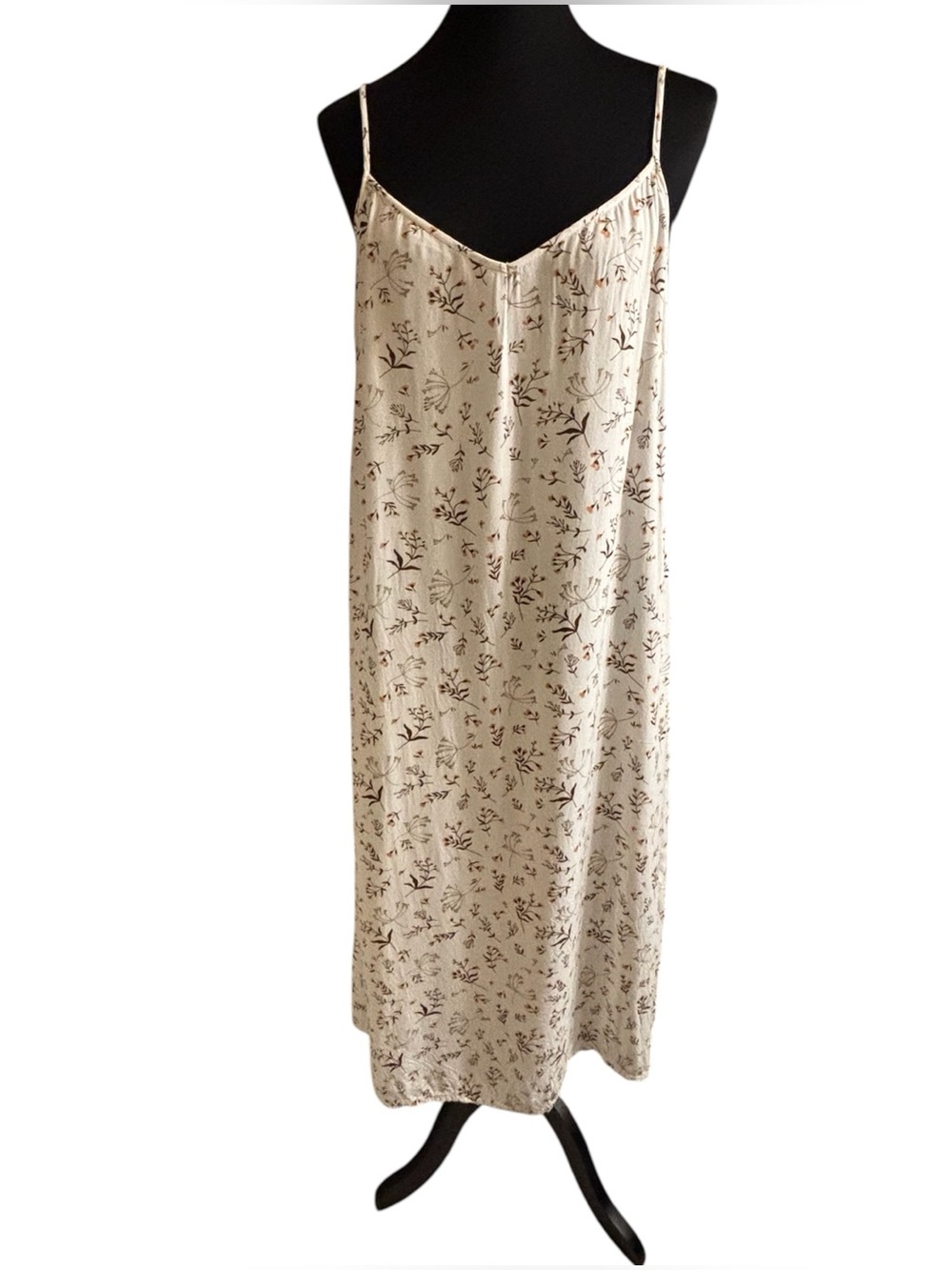 SAINT HELENA Cream Floral Dress with Spaghetti Straps